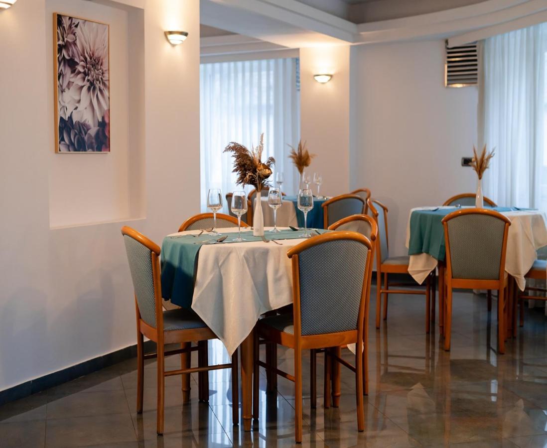 Excelsior Hotel