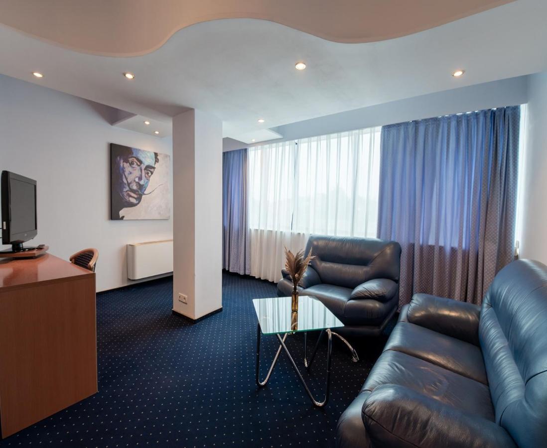 Hotel Excelsior