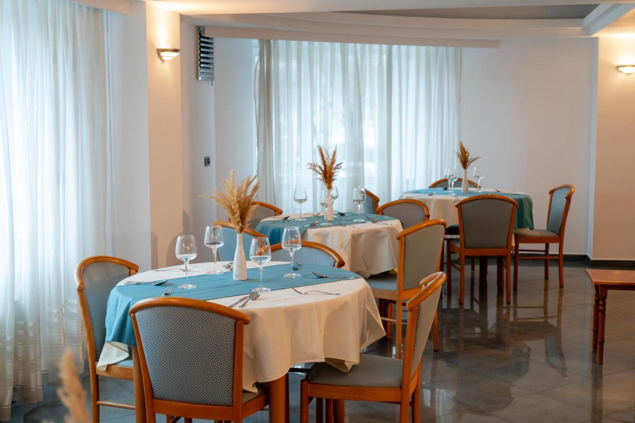 Hotel Excelsior